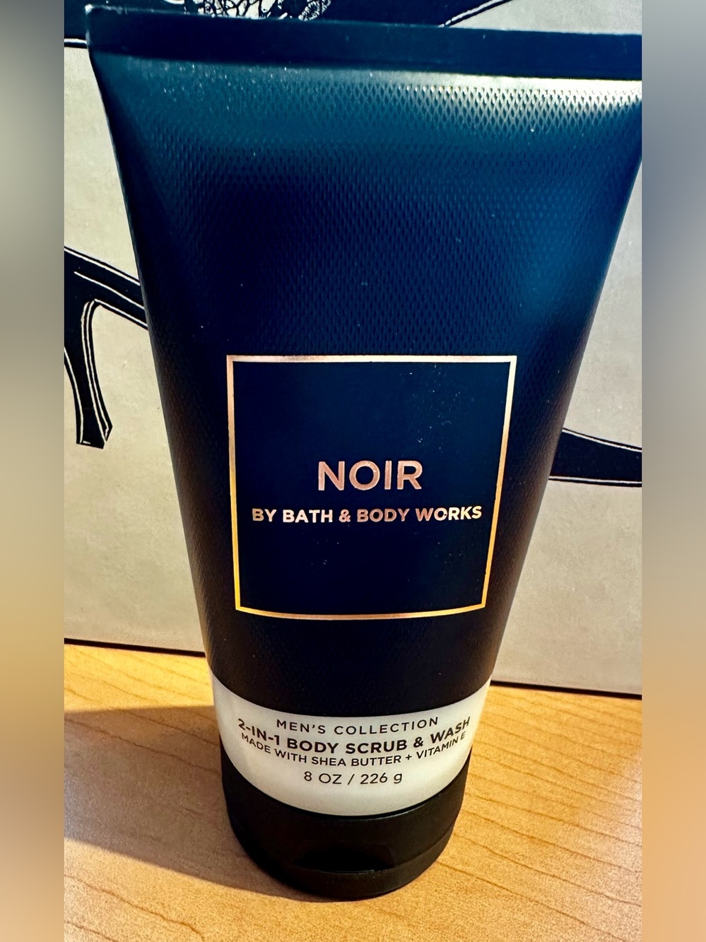 Bath & Body Works NOIR Men's Body Scrub & Wash - Black with Gold Accents